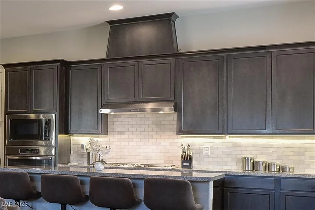 8245 Broad Branch, Las Vegas, NV 89113