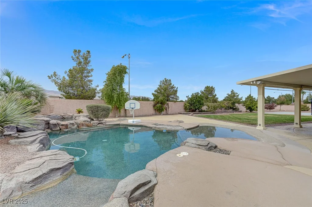 4591 Borrego Springs, Las Vegas, NV 89129