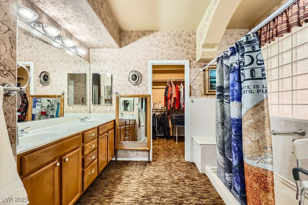 215 Sunset Shower, Henderson, NV 89012