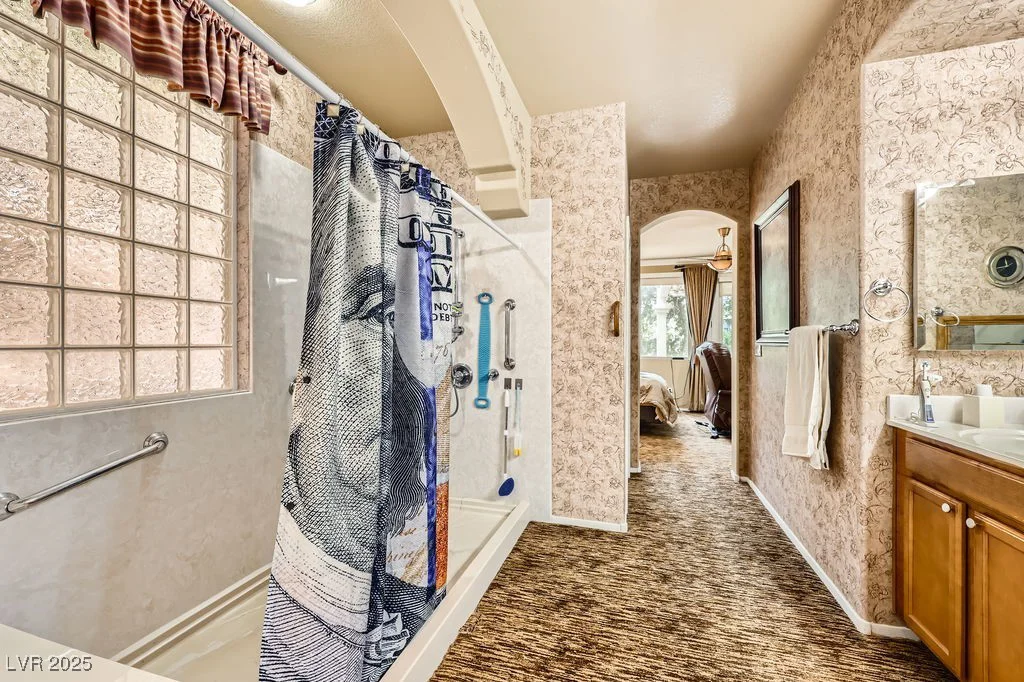 215 Sunset Shower, Henderson, NV 89012