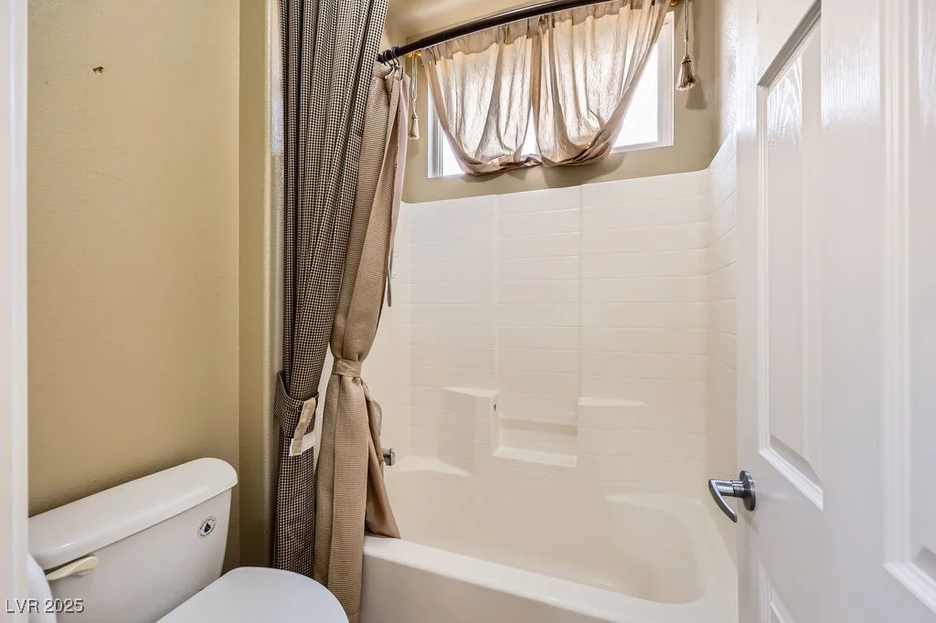 215 Sunset Shower, Henderson, NV 89012
