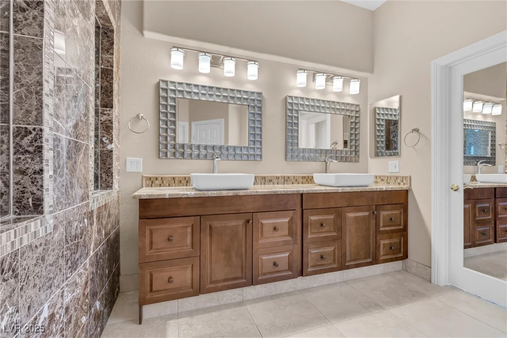 324 Denton Springs, Las Vegas, NV 89138