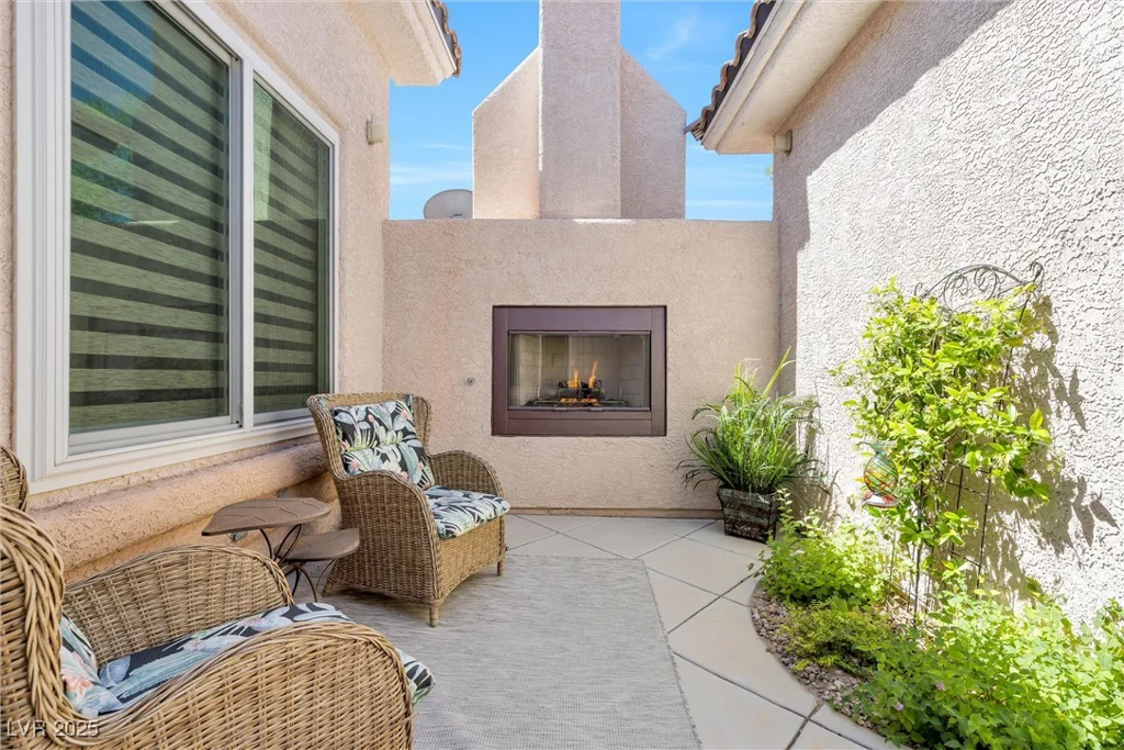 324 Denton Springs, Las Vegas, NV 89138