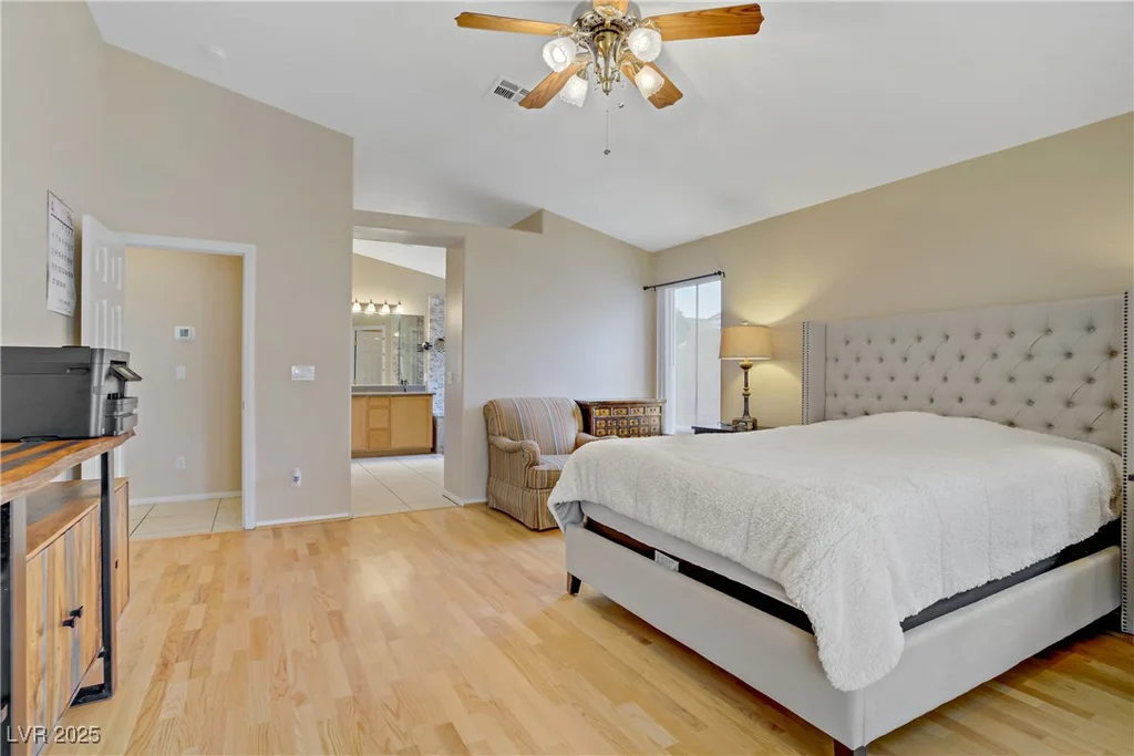 830 Roaring Falls, Henderson, NV 89052