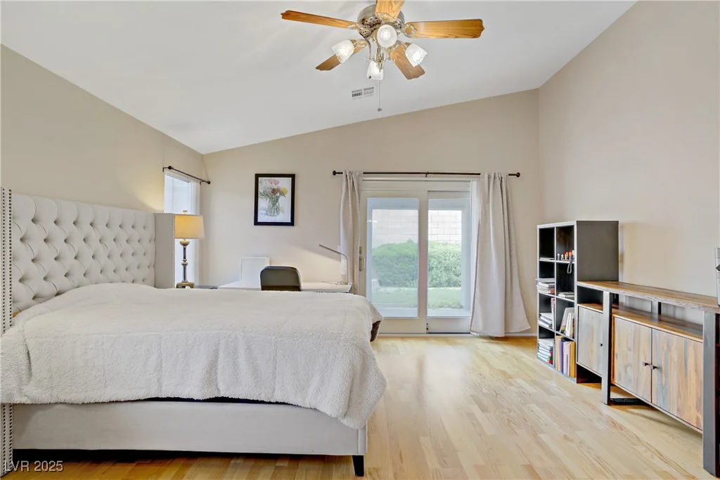 830 Roaring Falls, Henderson, NV 89052