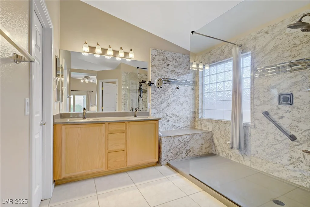 830 Roaring Falls, Henderson, NV 89052