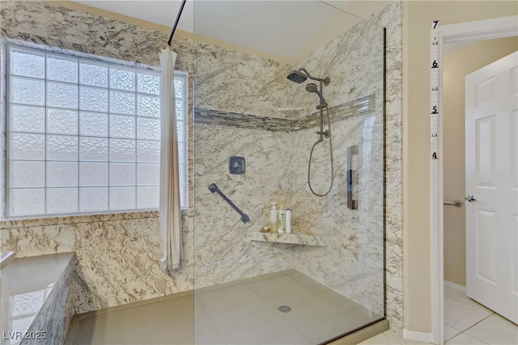 830 Roaring Falls, Henderson, NV 89052
