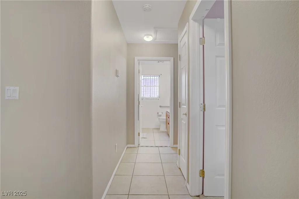 830 Roaring Falls, Henderson, NV 89052