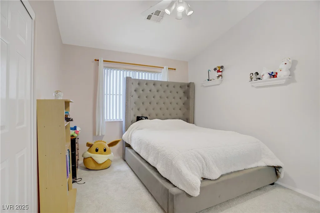 830 Roaring Falls, Henderson, NV 89052