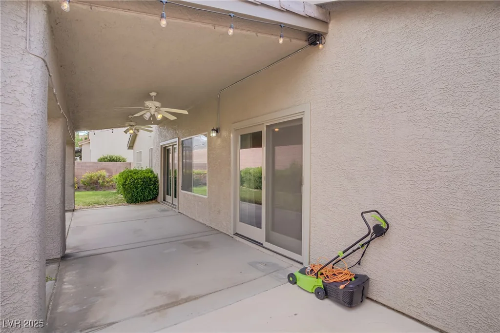 830 Roaring Falls, Henderson, NV 89052