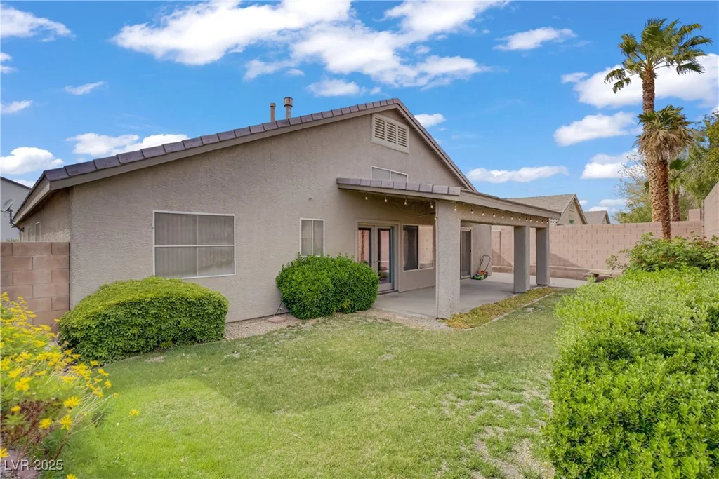 830 Roaring Falls, Henderson, NV 89052