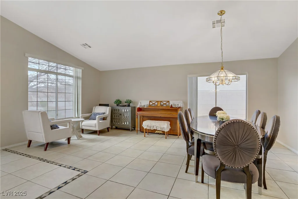 830 Roaring Falls, Henderson, NV 89052