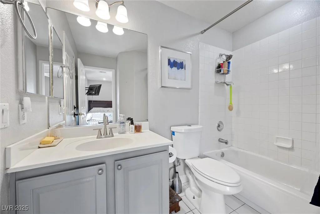 277 Grand Olympia, Henderson, NV 89012