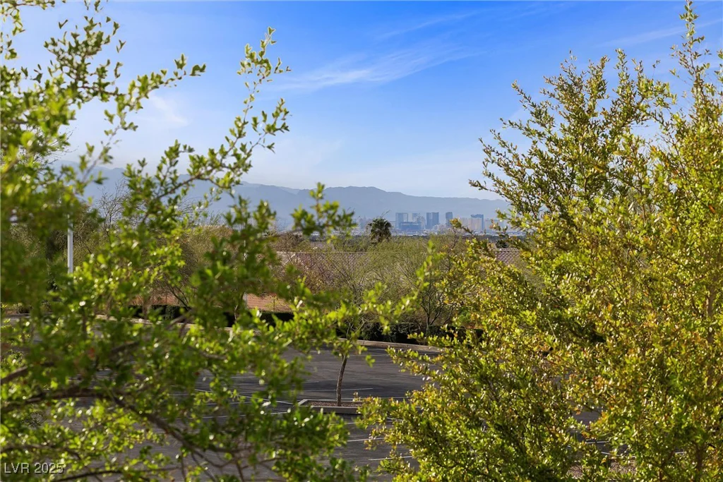 277 Grand Olympia, Henderson, NV 89012