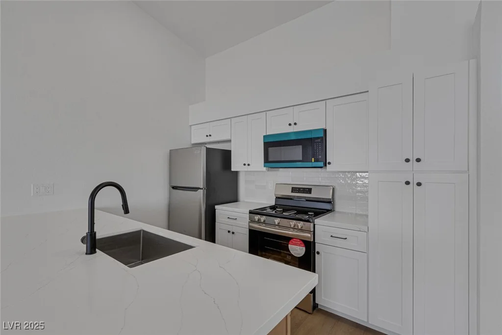 5732 Colwood, Las Vegas, NV 89130