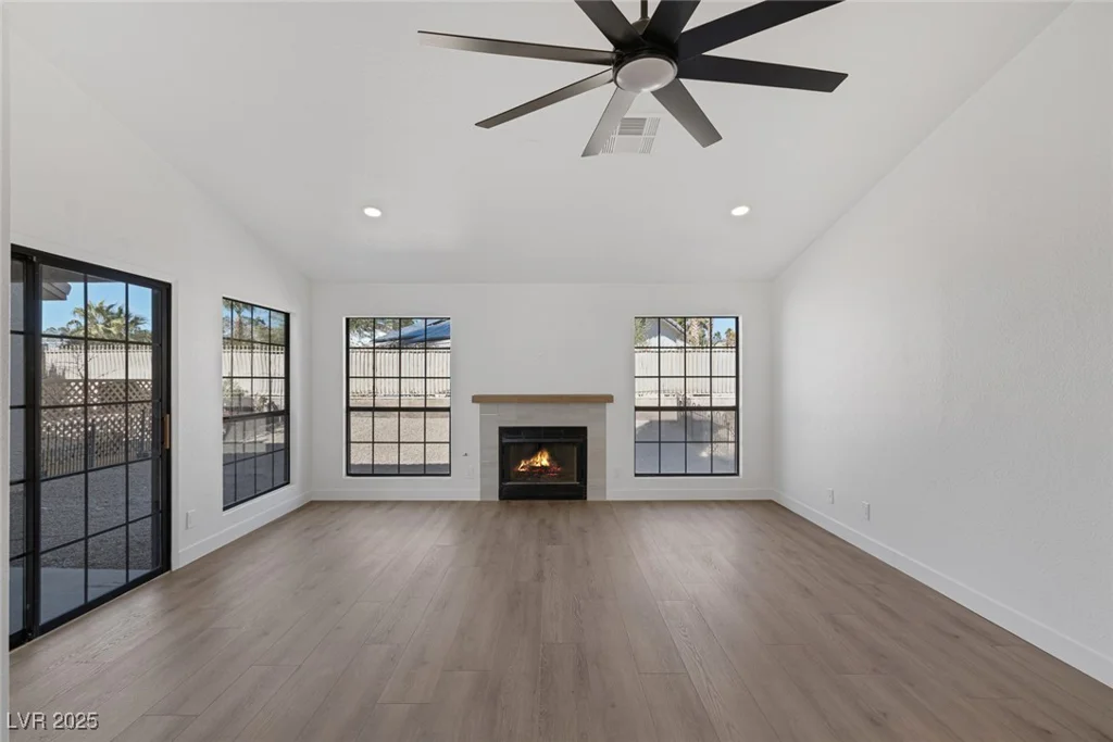 5732 Colwood, Las Vegas, NV 89130