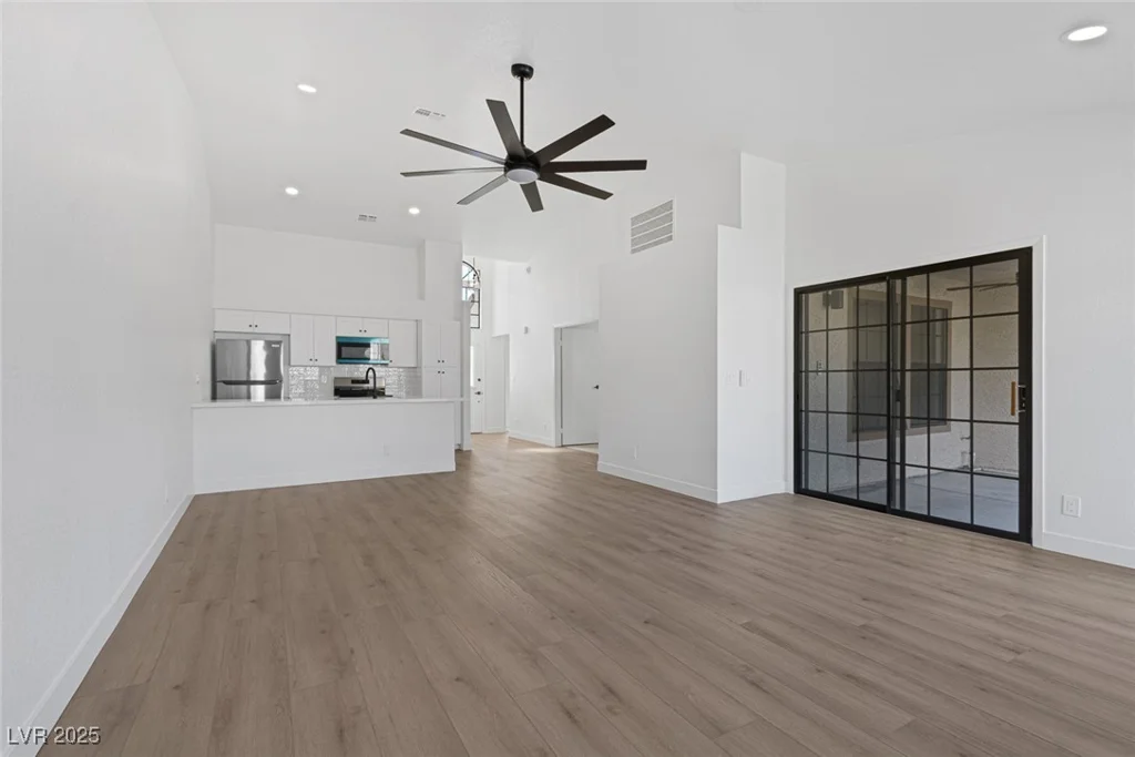 5732 Colwood, Las Vegas, NV 89130