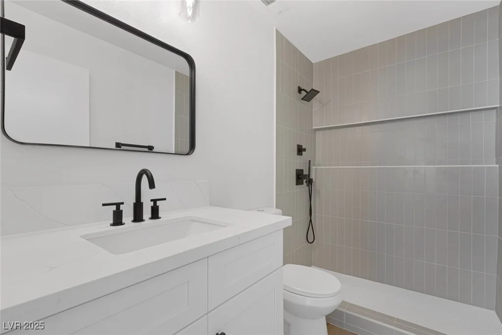5732 Colwood, Las Vegas, NV 89130