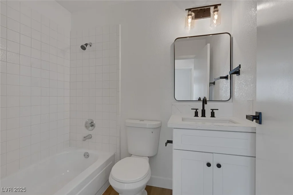 5732 Colwood, Las Vegas, NV 89130