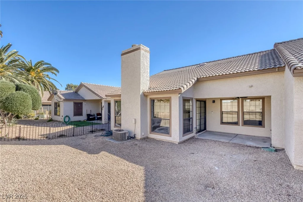 5732 Colwood, Las Vegas, NV 89130