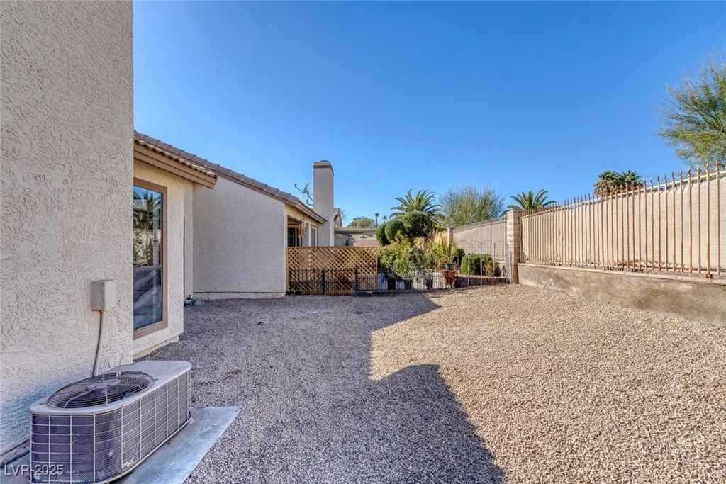 5732 Colwood, Las Vegas, NV 89130