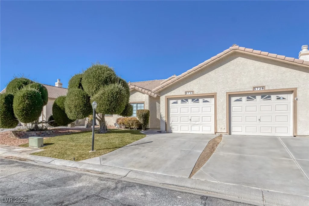 5732 Colwood, Las Vegas, NV 89130