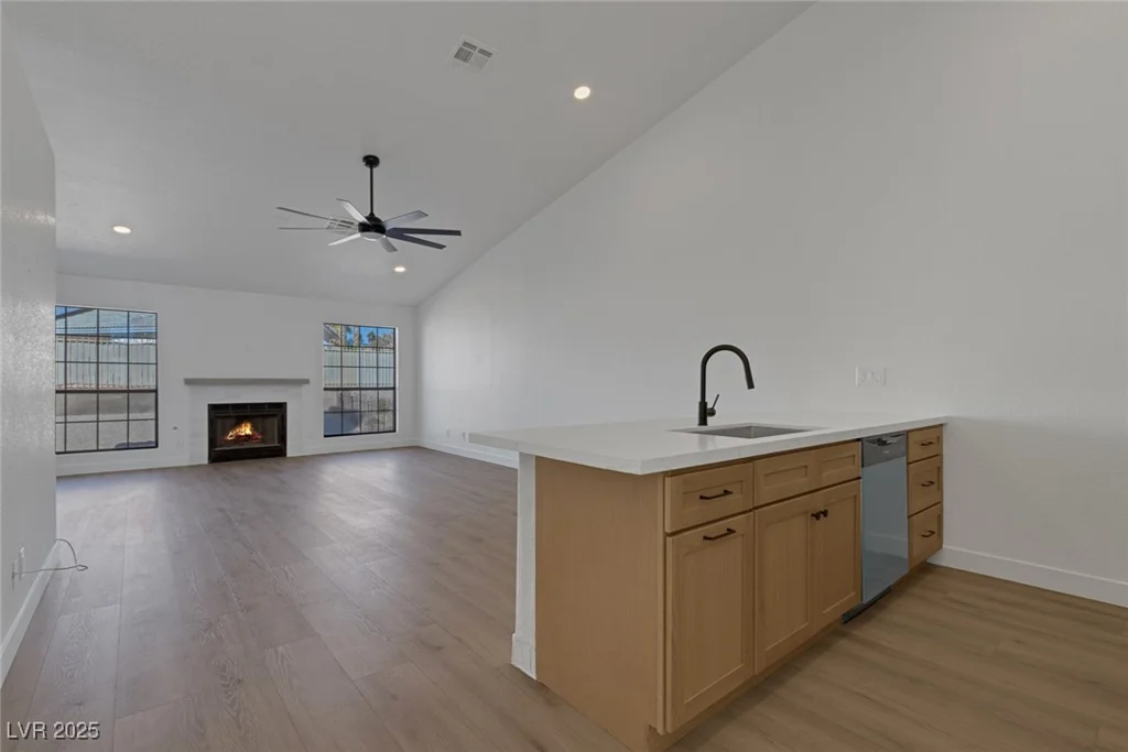 5732 Colwood, Las Vegas, NV 89130