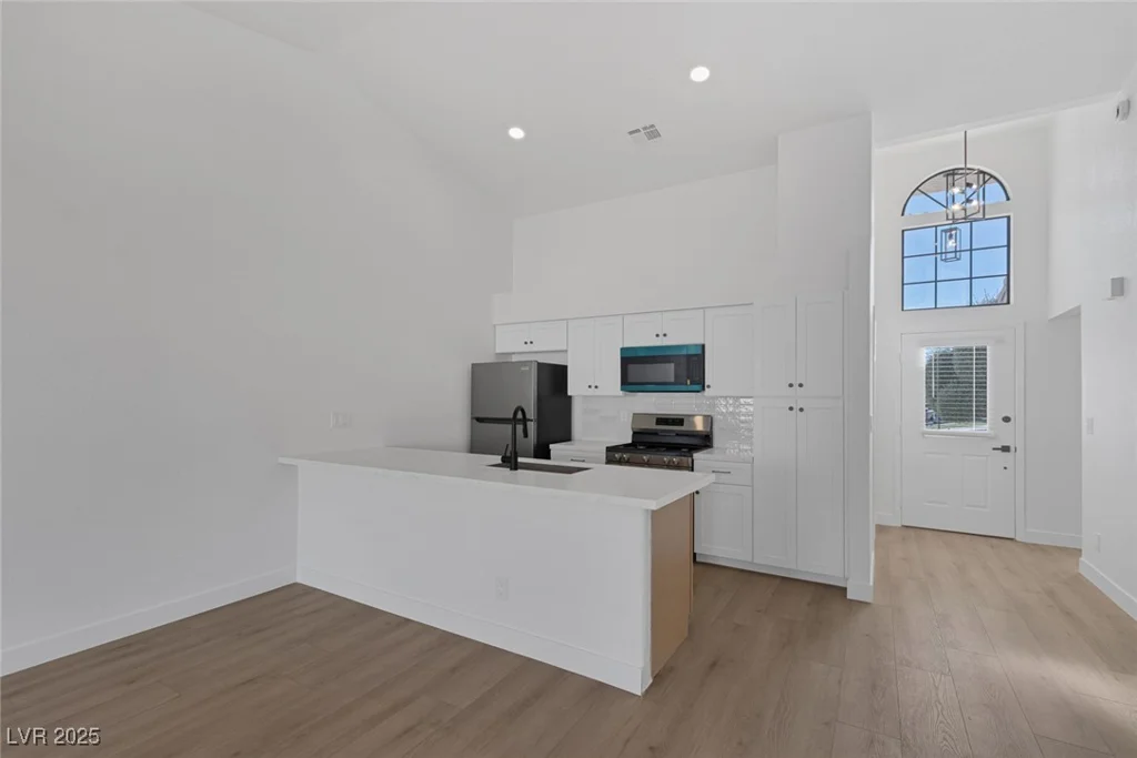 5732 Colwood, Las Vegas, NV 89130