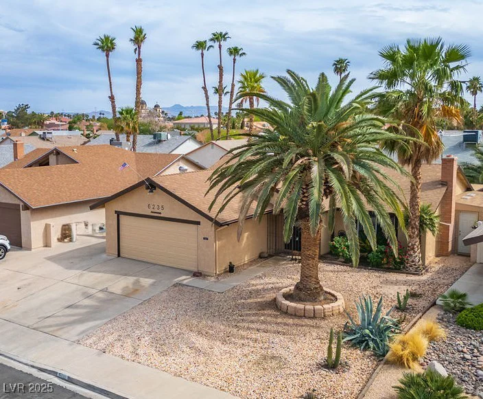 6235 Cedarwood, Las Vegas, NV 89103
