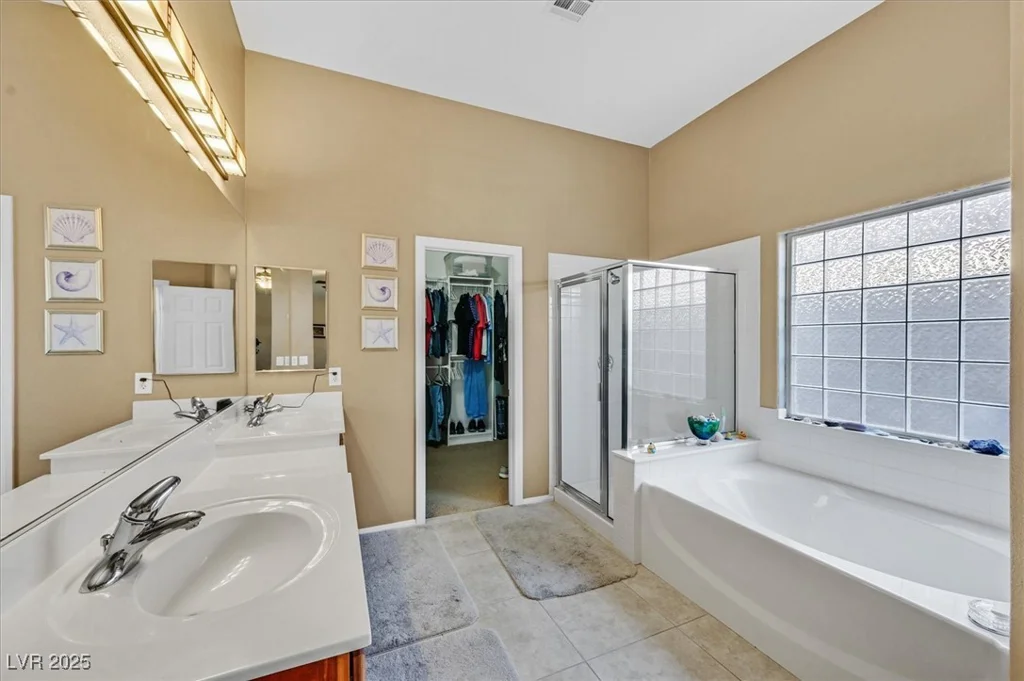 8208 Flowing Rapids, Las Vegas, NV 89131