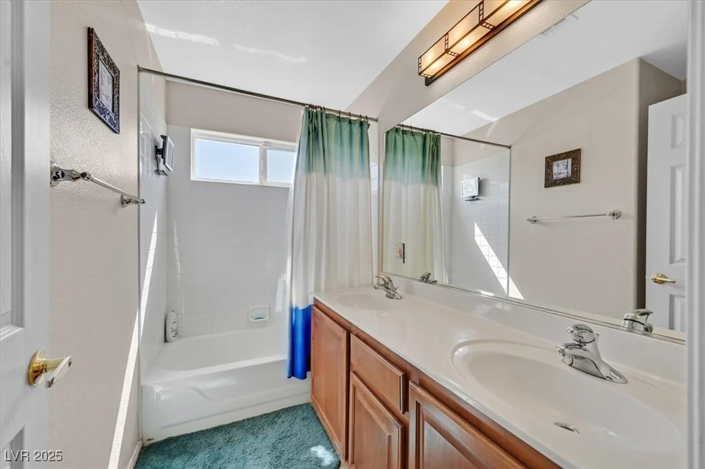 8208 Flowing Rapids, Las Vegas, NV 89131