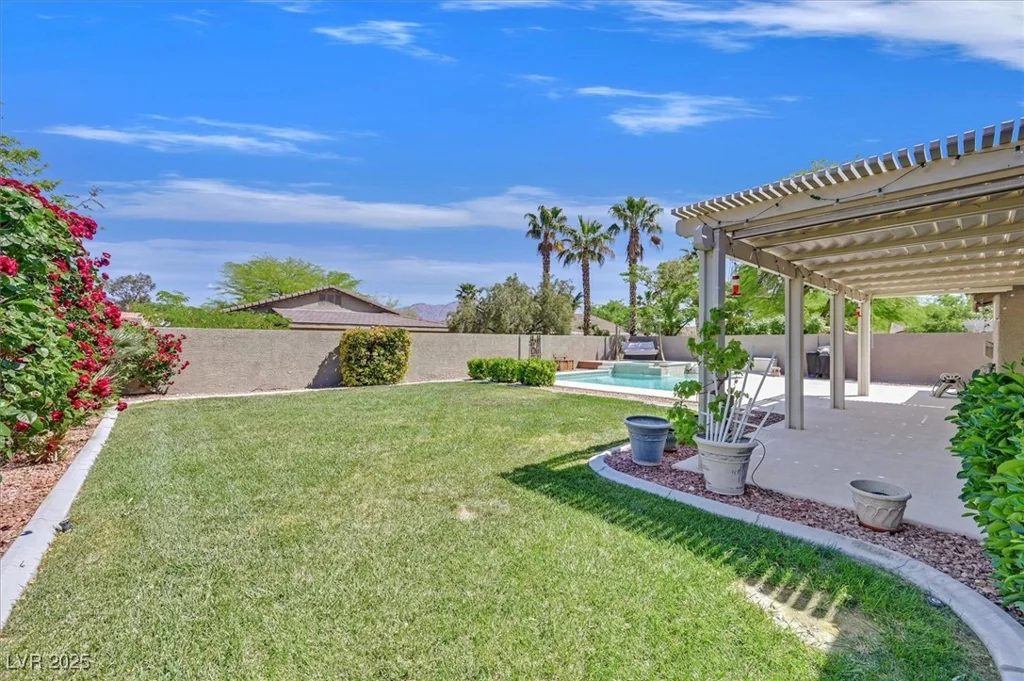 8208 Flowing Rapids, Las Vegas, NV 89131