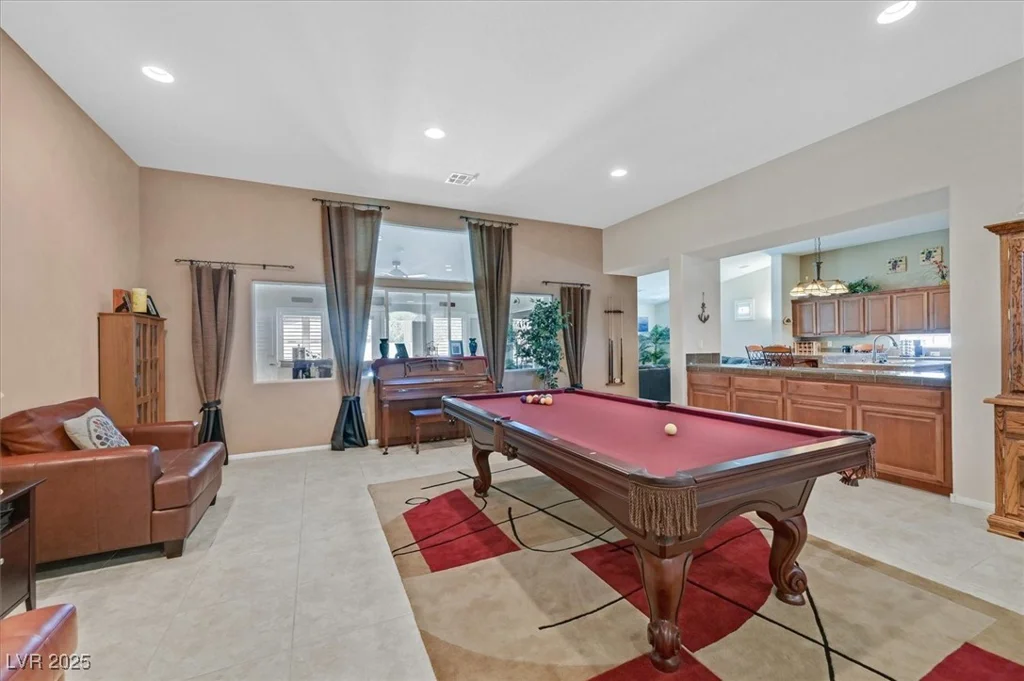 8208 Flowing Rapids, Las Vegas, NV 89131