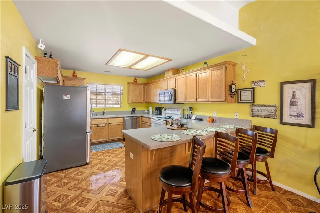 81 Diamond Bar, Pahrump, NV 89048