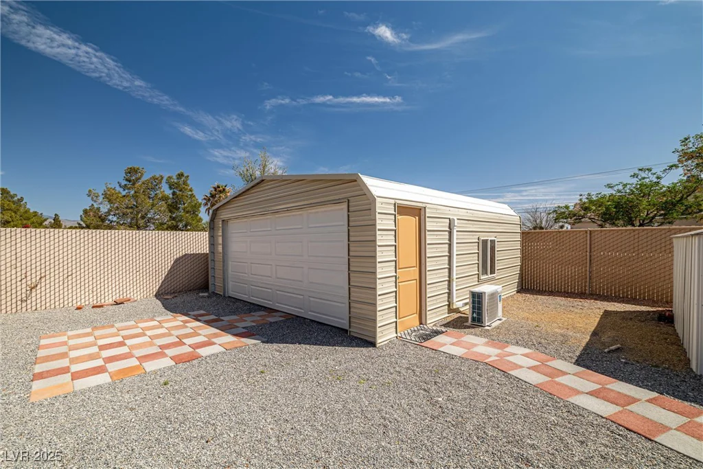 81 Diamond Bar, Pahrump, NV 89048