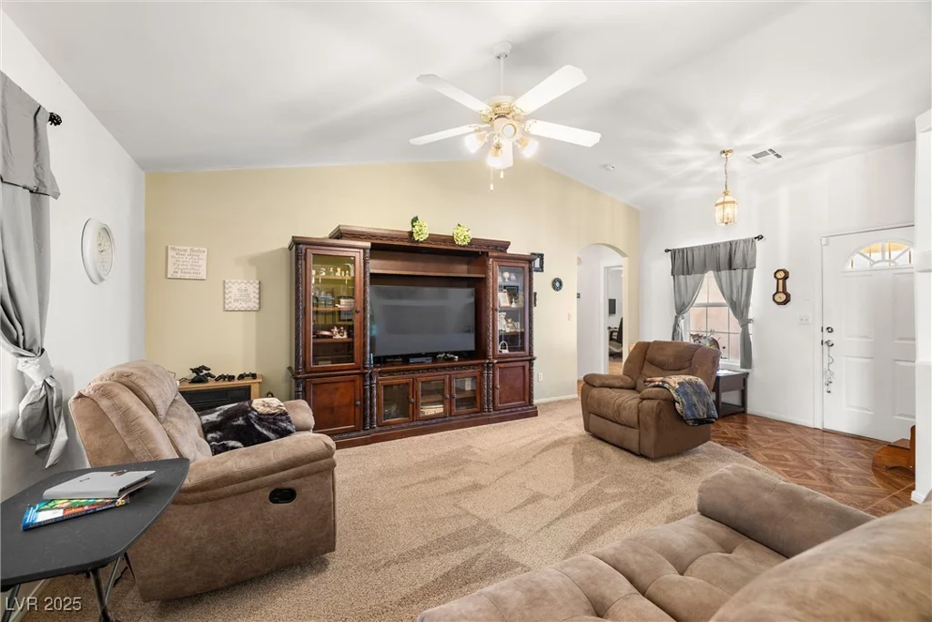 81 Diamond Bar, Pahrump, NV 89048