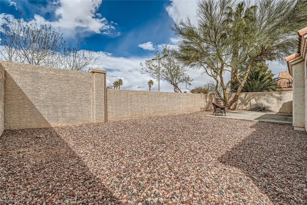 9532 Calico Garden, Las Vegas, NV 89134