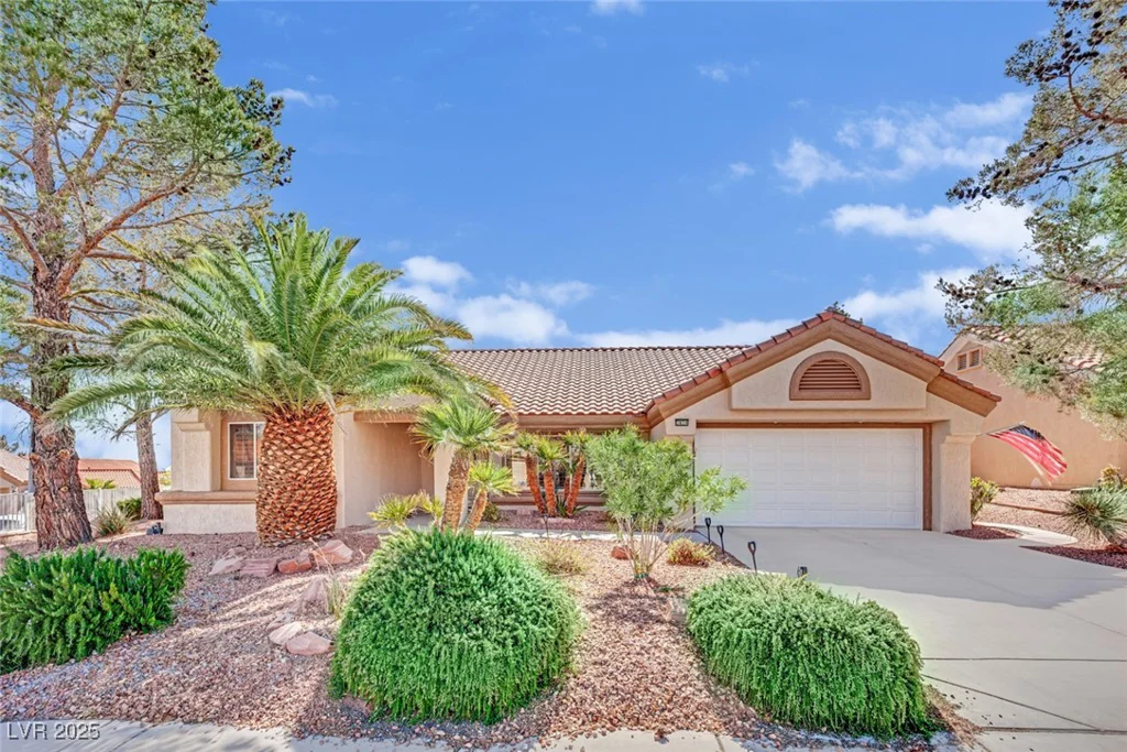 2820 Youngdale, Las Vegas, NV 89134