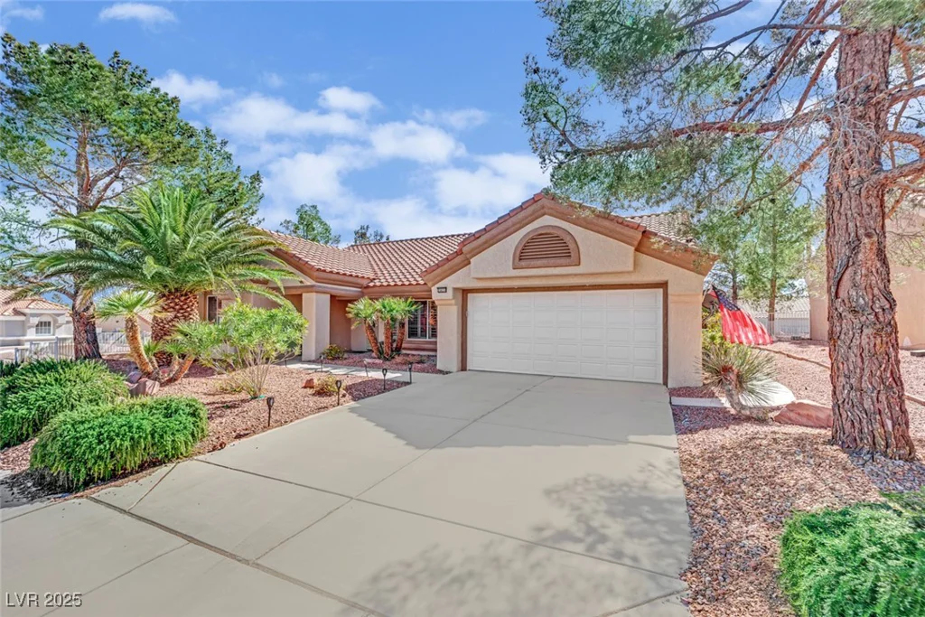2820 Youngdale, Las Vegas, NV 89134