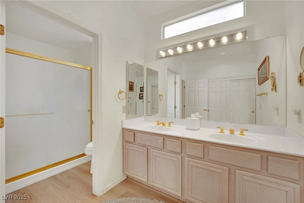 2820 Youngdale, Las Vegas, NV 89134