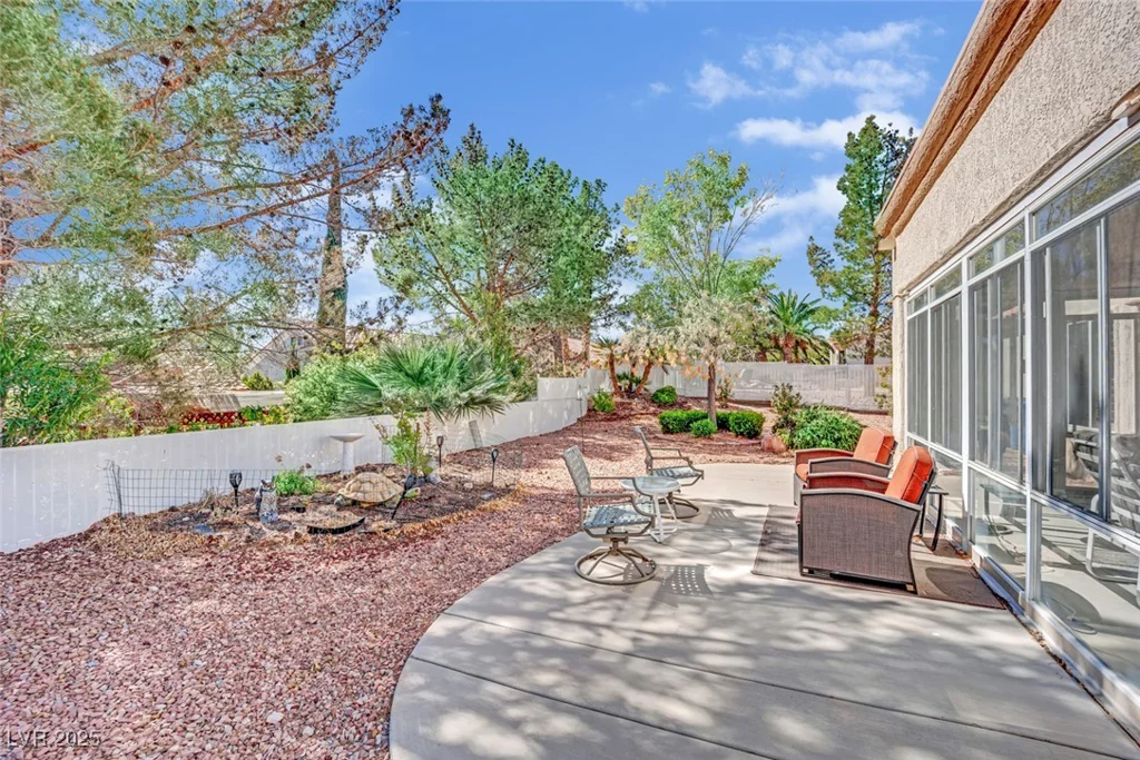 2820 Youngdale, Las Vegas, NV 89134