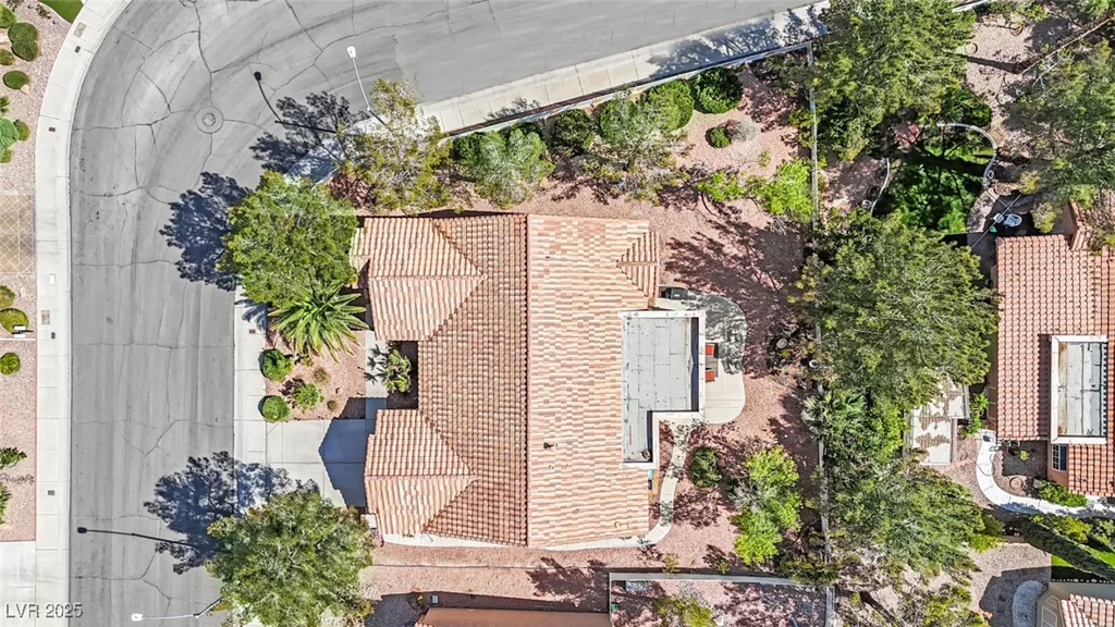 2820 Youngdale, Las Vegas, NV 89134