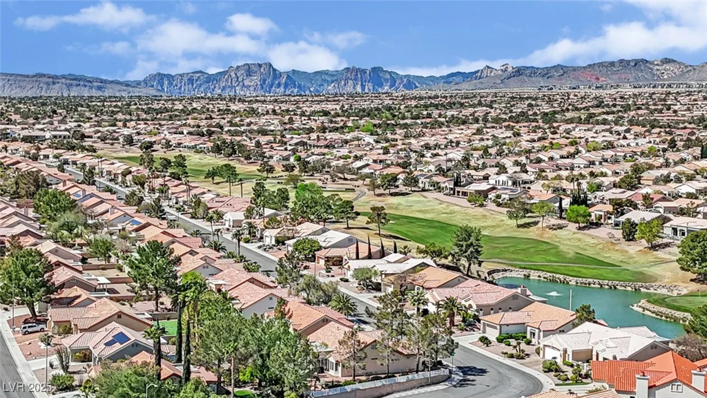2820 Youngdale, Las Vegas, NV 89134