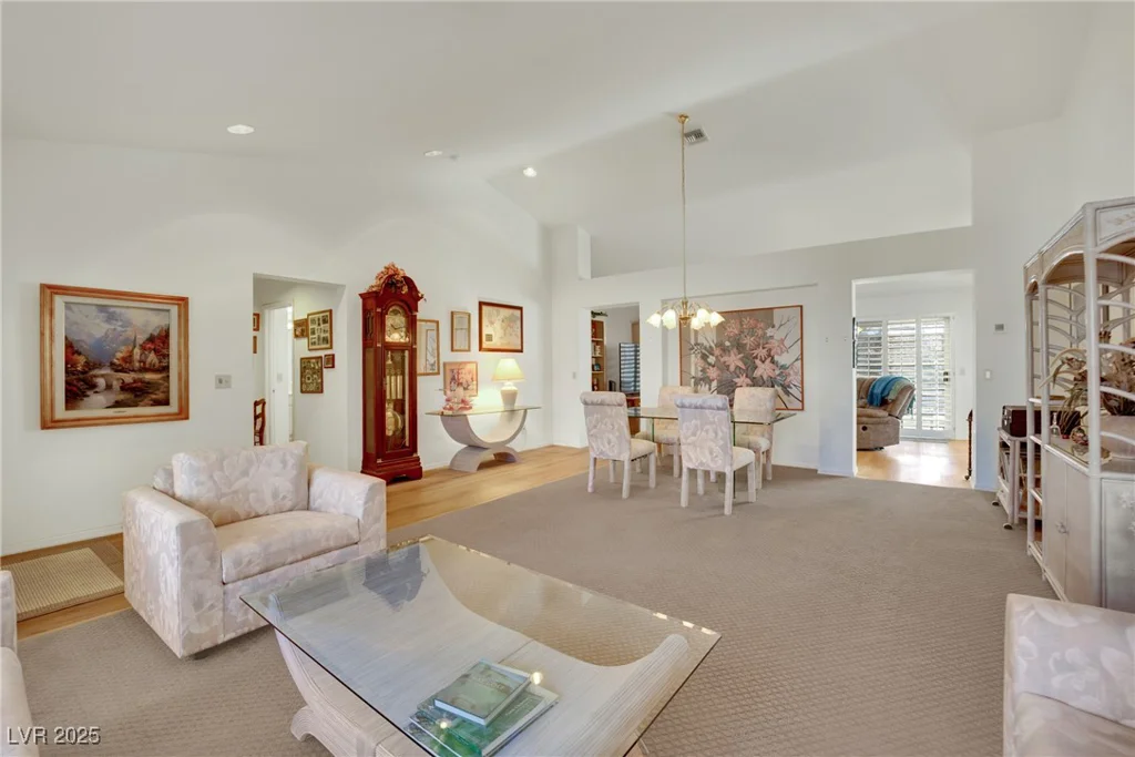 2820 Youngdale, Las Vegas, NV 89134