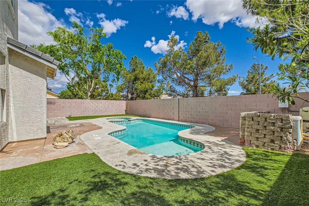 7644 Natures Song, Las Vegas, NV 89131