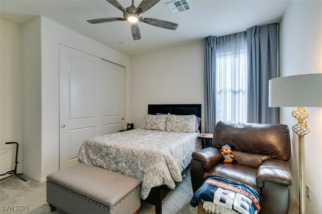 8637 Home Gate, Las Vegas, NV 89113