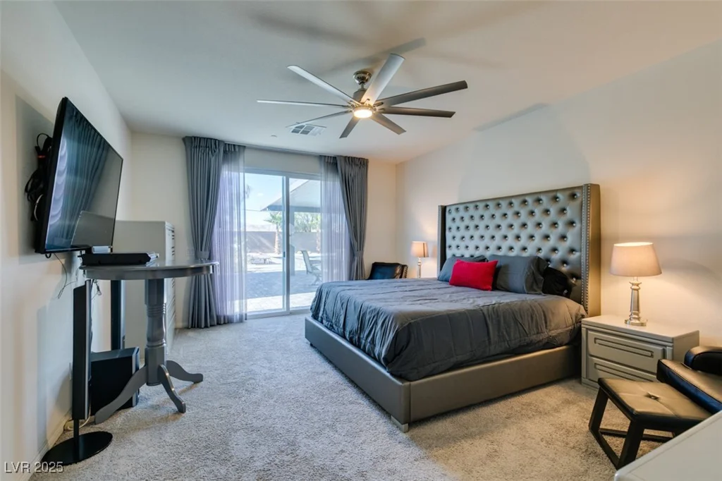 8637 Home Gate, Las Vegas, NV 89113