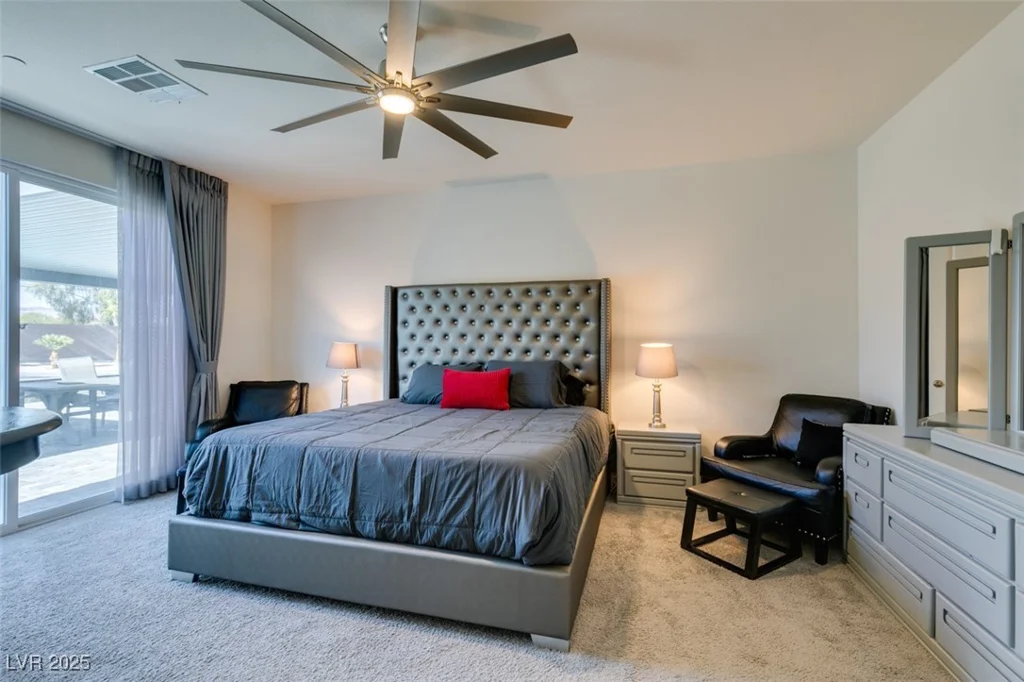 8637 Home Gate, Las Vegas, NV 89113
