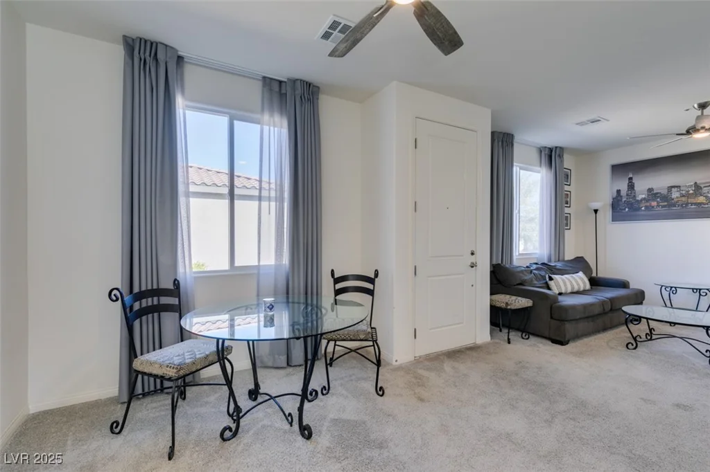 8637 Home Gate, Las Vegas, NV 89113