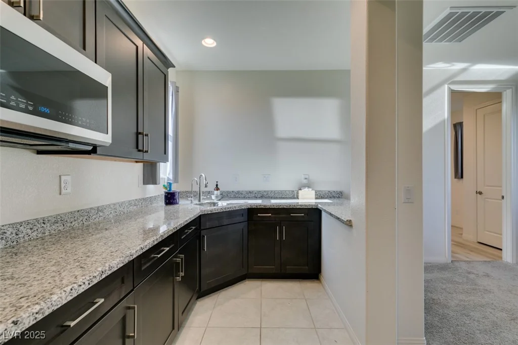 8637 Home Gate, Las Vegas, NV 89113